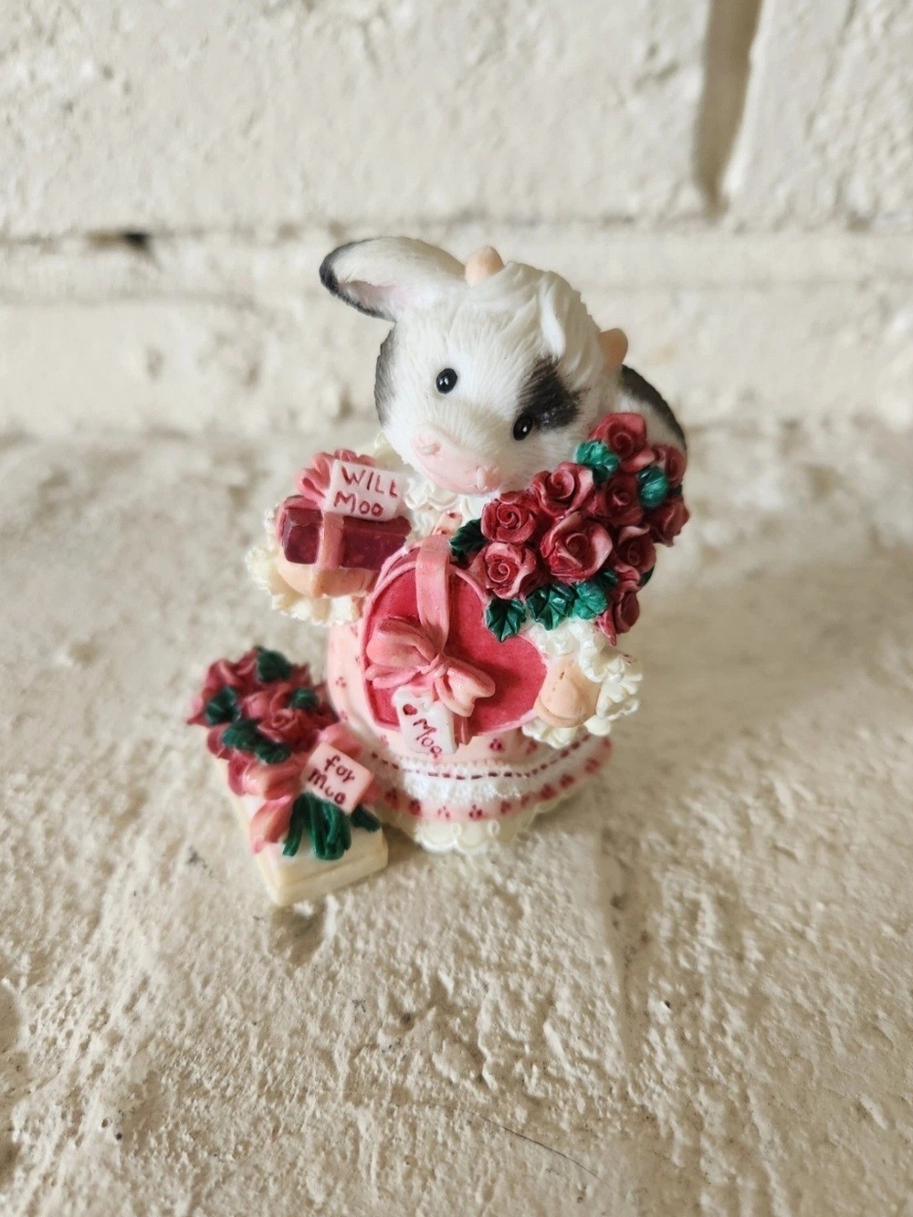 Mary's Moo Moos February I'm Just A Cow Who Can't Say No Girl with Roses Enesco